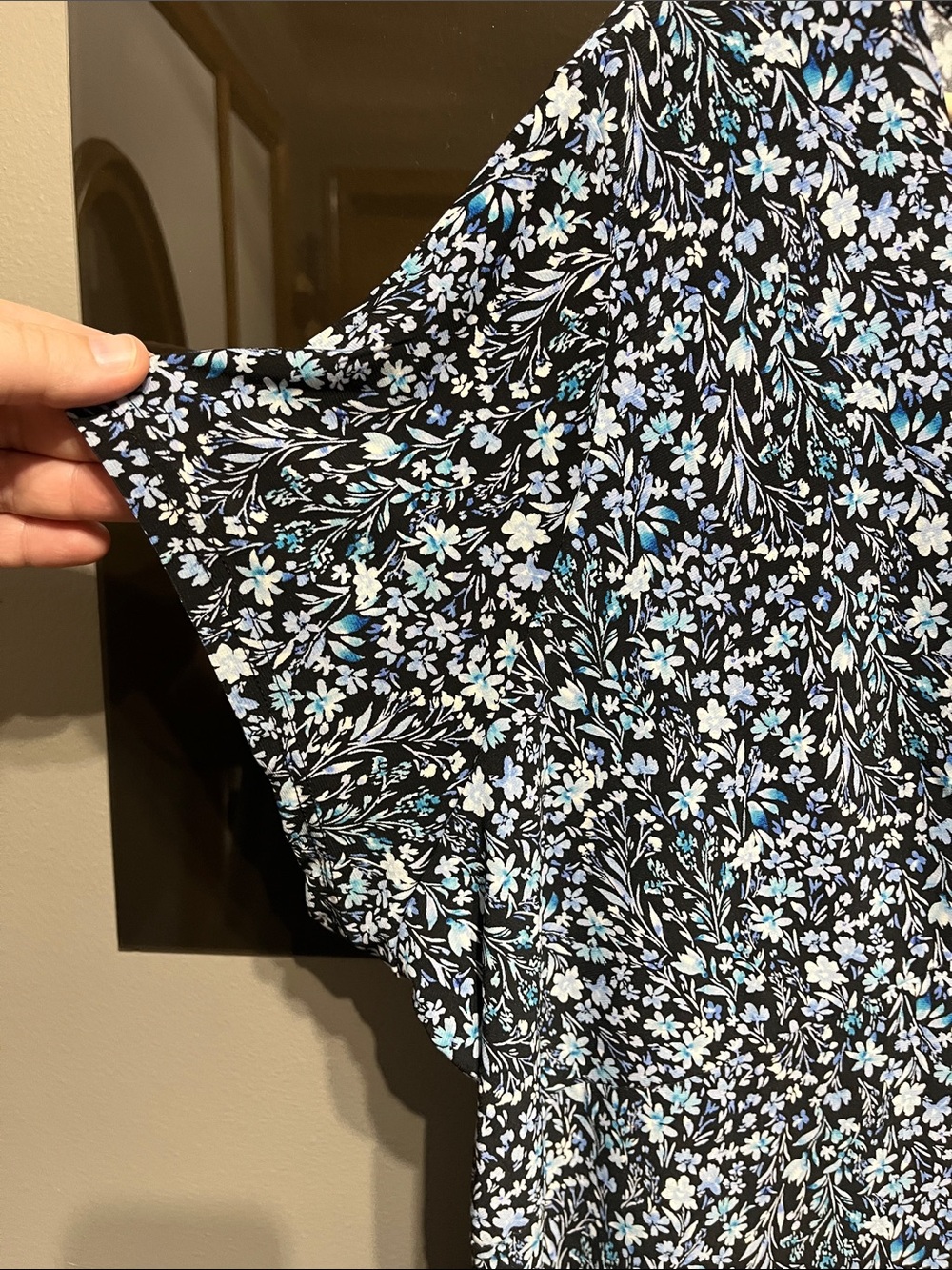 Chaps Blue Short-Sleeve V-Neck Floral Tee with Blue & White Accents - Picture 5 of 7